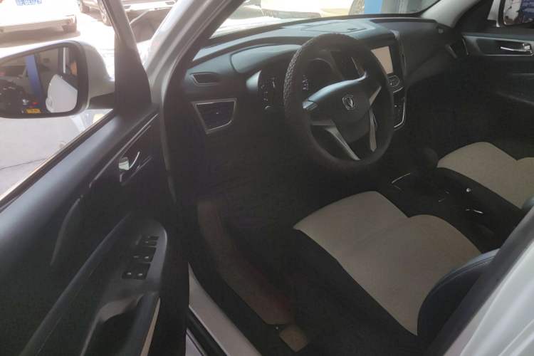 Used CHANGAN CS35 2017 1.6L Manual Luxury Model Driver Seat