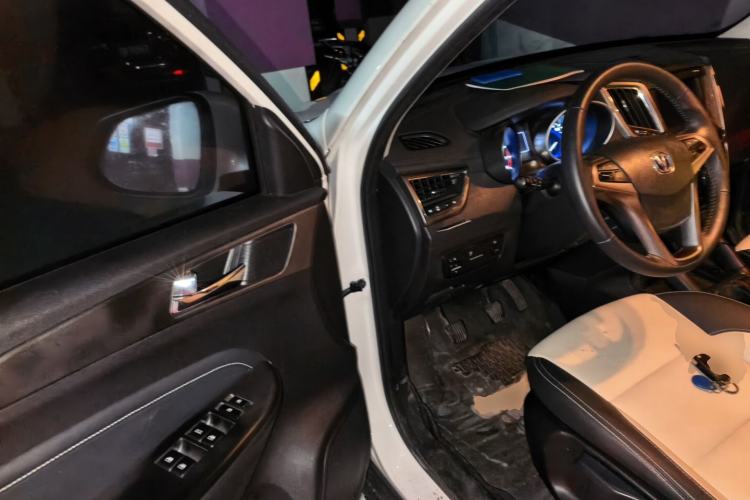 Used CHANGAN CS35 2017 1.6L Manual Luxury Model Driver Seat