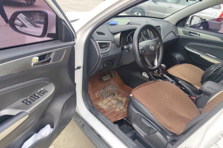 Used CHANGAN CS35 2017 1.6L Automatic Luxury Model Driver Seat