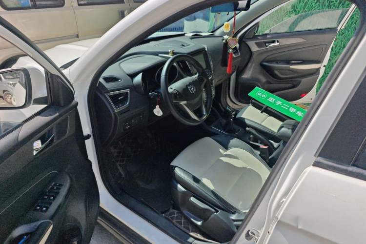 Used CHANGAN CS35 2017 1.6L Manual Luxury Model Driver Seat