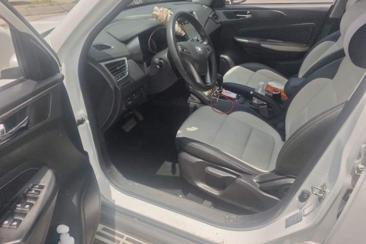 Used CHANGAN CS35 2017 1.6L Automatic Luxury Model Driver Seat