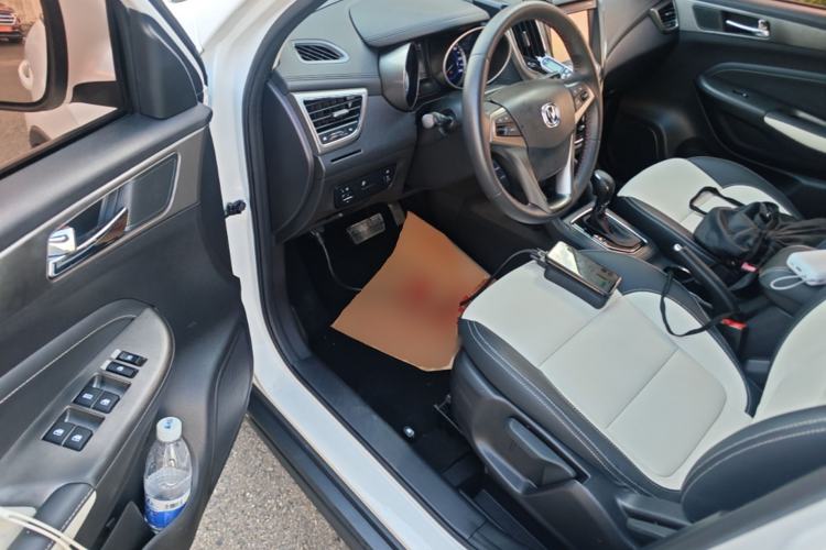 Used CHANGAN CS35 2017 1.6L Automatic Luxury Model Driver Seat