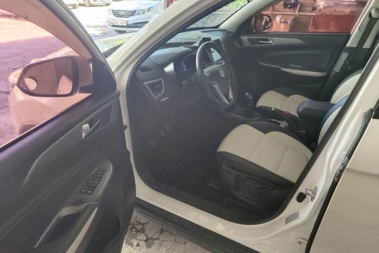 Used CHANGAN CS35 2017 1.6L Manual Luxury Model Driver Seat