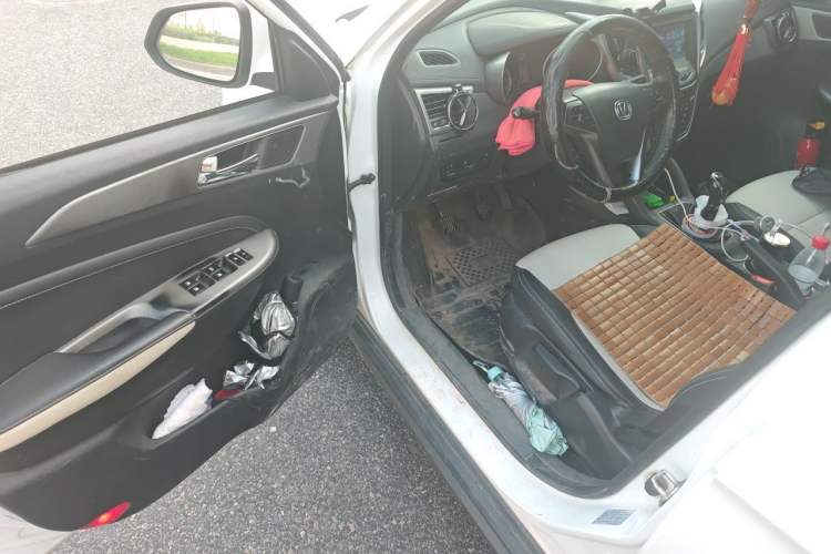 Used CHANGAN CS35 2017 1.6L Manual Luxury Model Driver Seat