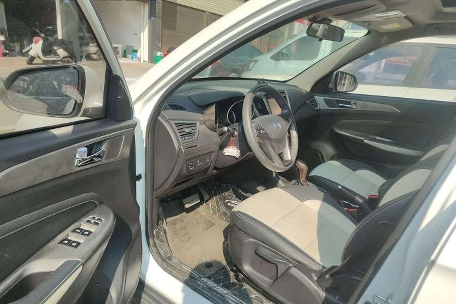 Used CHANGAN CS35 2017 1.6L Automatic Luxury Model Driver Seat