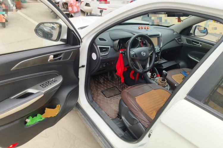 Used CHANGAN CS35 2017 1.6L Manual Luxury Model Driver Seat