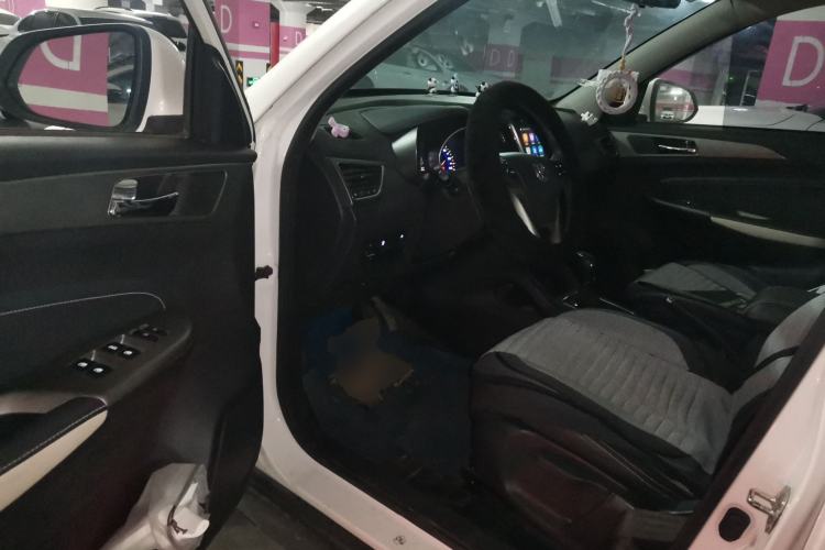 Used CHANGAN CS35 2017 1.6L Automatic Luxury Model Driver Seat