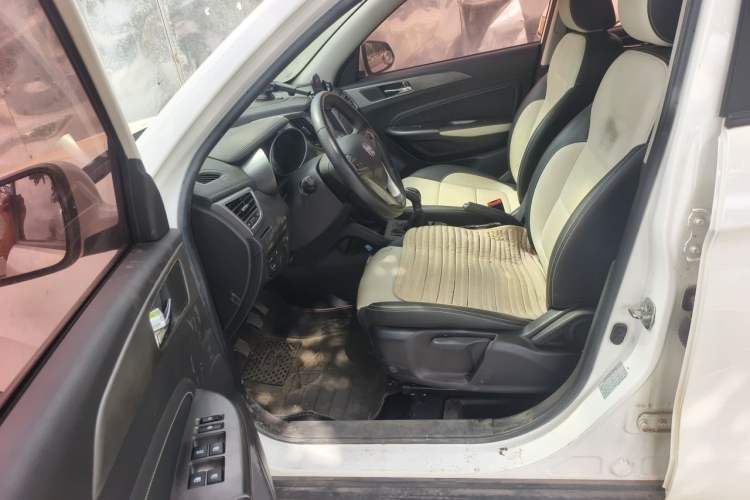 Used CHANGAN CS35 2017 1.6L Manual Luxury Model Driver Seat