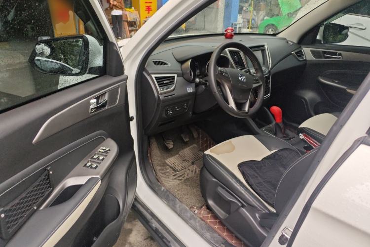 Used CHANGAN CS35 2017 1.6L Manual Luxury Model Driver Seat