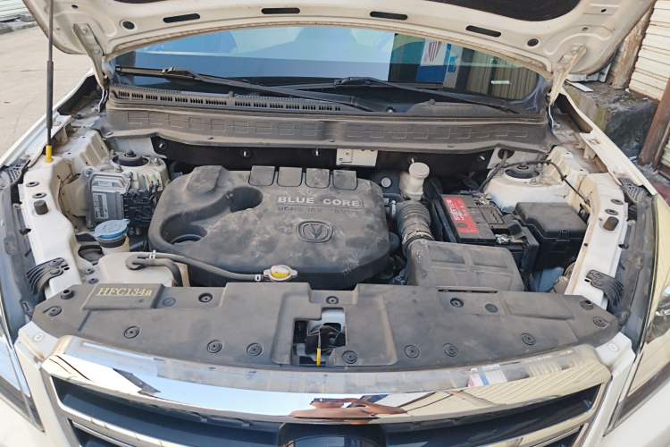Used CHANGAN CS35 2017 1.6L Automatic Luxury Model Engine Bay