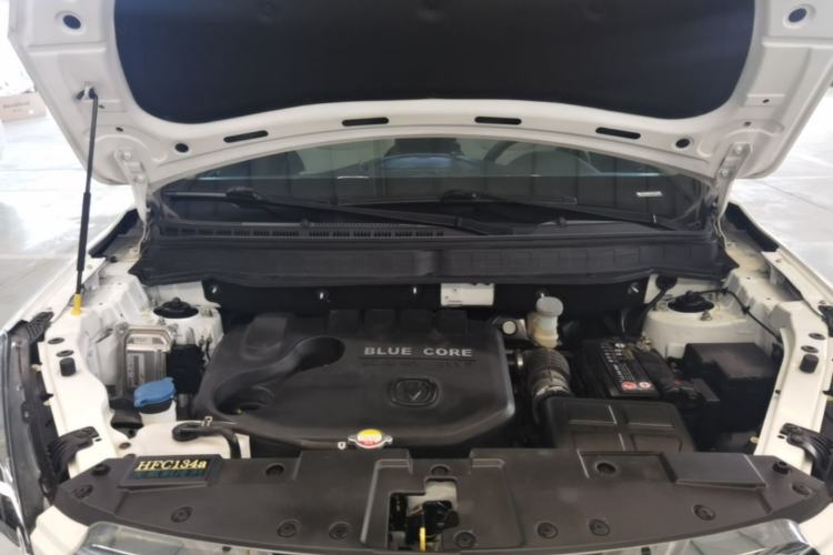 Used CHANGAN CS35 2017 1.6L Automatic Luxury Model Engine Bay