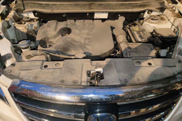 Used CHANGAN CS35 2017 1.6L Manual Luxury Model Engine Bay