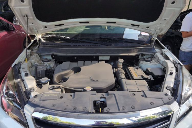 Used CHANGAN CS35 2017 1.6L Manual Luxury Model Engine Bay