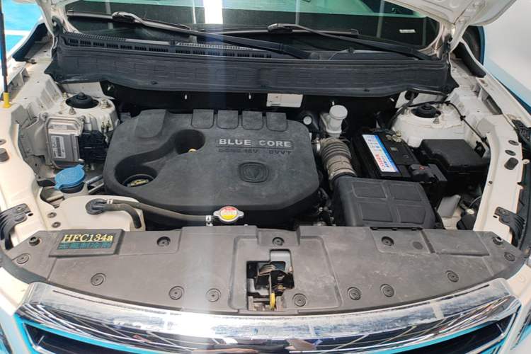 Used CHANGAN CS35 2017 1.6L Automatic Luxury Model Engine Bay