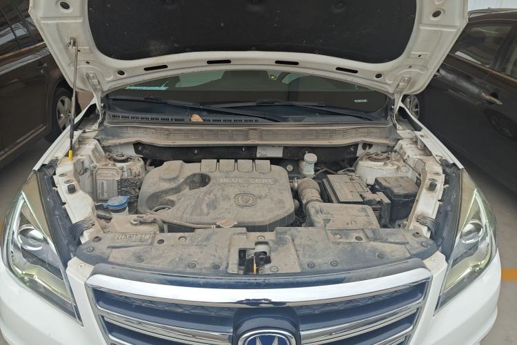 Used CHANGAN CS35 2017 1.6L Manual Luxury Model Engine Bay