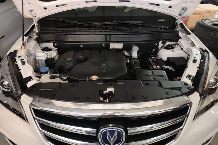 Used CHANGAN CS35 2017 1.6L Automatic Luxury Model Engine Bay