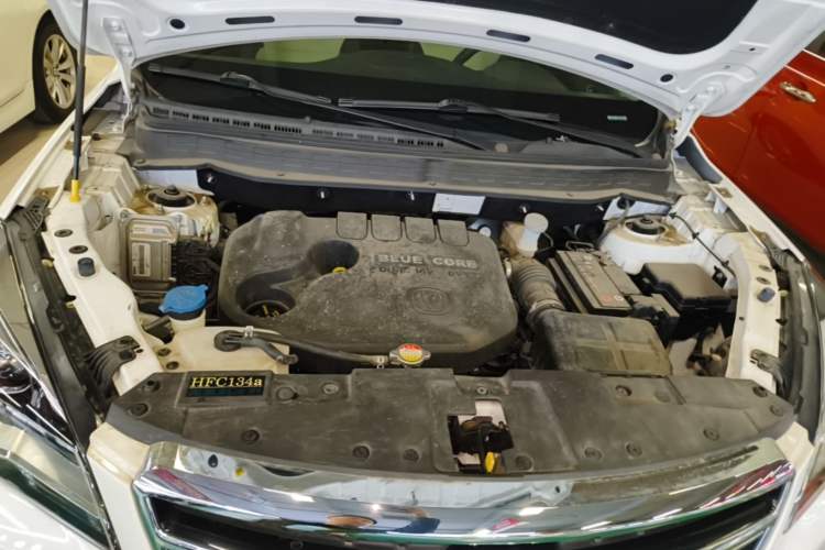 Used CHANGAN CS35 2017 1.6L Automatic Luxury Model Engine Bay
