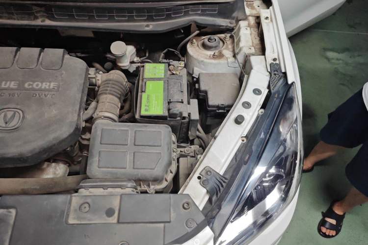 Used CHANGAN CS35 2017 1.6L Automatic Prestige Model Engine Bay Left
