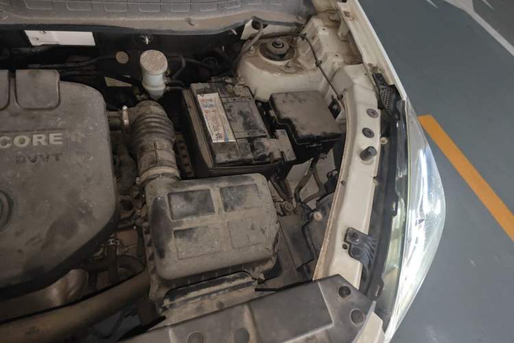 Used CHANGAN CS35 2017 1.6L Manual Luxury Model Engine Bay Left