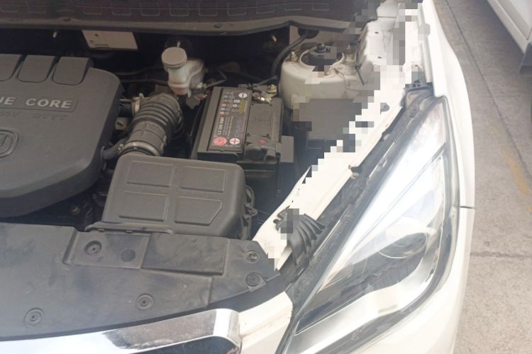 Used CHANGAN CS35 2017 1.6L Manual Luxury Model Engine Bay Left