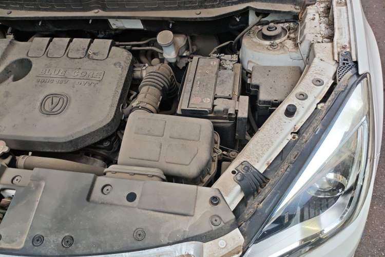 Used CHANGAN CS35 2017 1.6L Automatic Luxury Model Engine Bay Left