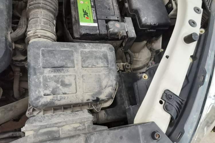 Used CHANGAN CS35 2017 1.6L Manual Luxury Model Engine Bay Left