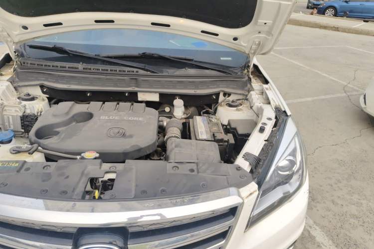 Used CHANGAN CS35 2017 1.6L Automatic Luxury Model Engine Bay Left