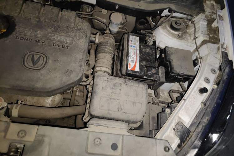 Used CHANGAN CS35 2017 1.6L Automatic Luxury Model Engine Bay Left