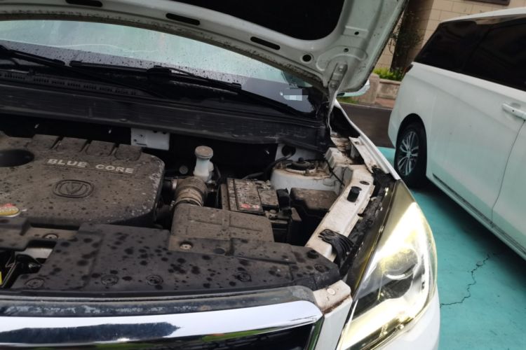 Used CHANGAN CS35 2017 1.6L Automatic Luxury Model Engine Bay Left