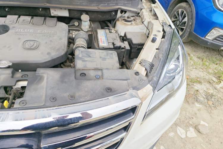 Used CHANGAN CS35 2017 1.6L Automatic Luxury Model Engine Bay Left