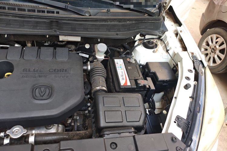 Used CHANGAN CS35 2017 1.6L Manual Luxury Model Engine Bay Left