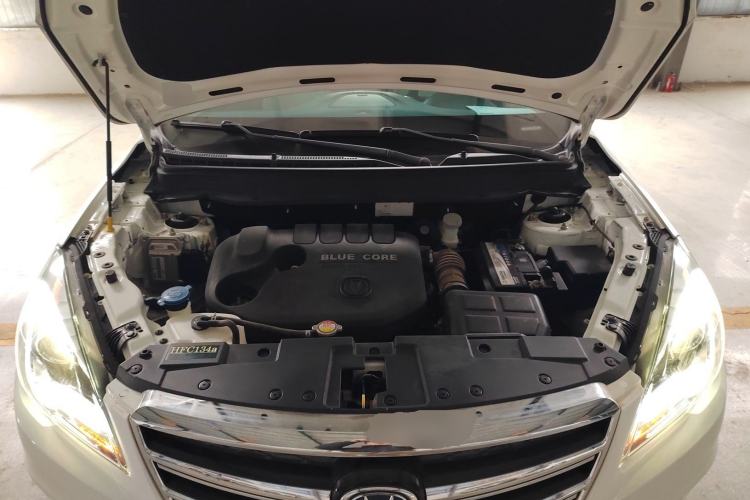 Used CHANGAN CS35 2017 1.6L Automatic Luxury Model Engine Bay