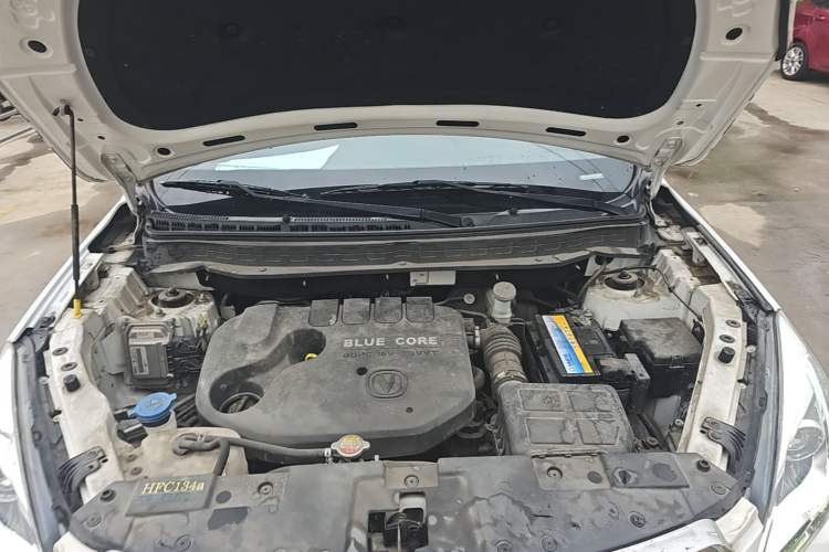 Used CHANGAN CS35 2017 1.6L Manual Luxury Model Engine Bay
