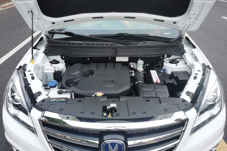 Used CHANGAN CS35 2017 1.6L Manual Luxury Model Engine Bay