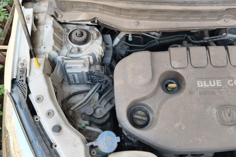 Used CHANGAN CS35 2017 1.6L Automatic Luxury Model Engine Bay Right