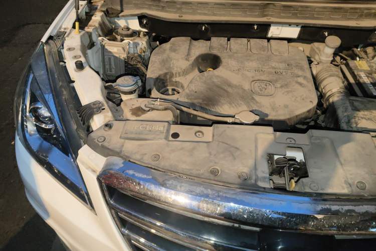 Used CHANGAN CS35 2017 1.6L Manual Luxury Model Engine Bay Right