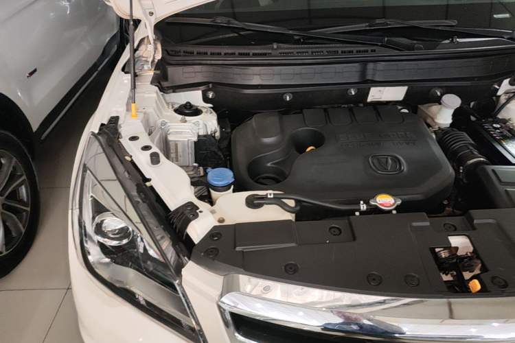 Used CHANGAN CS35 2017 1.6L Automatic Luxury Model Engine Bay Right