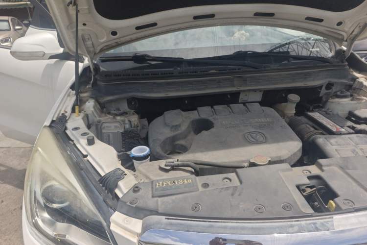 Used CHANGAN CS35 2017 1.6L Automatic Luxury Model Engine Bay Right