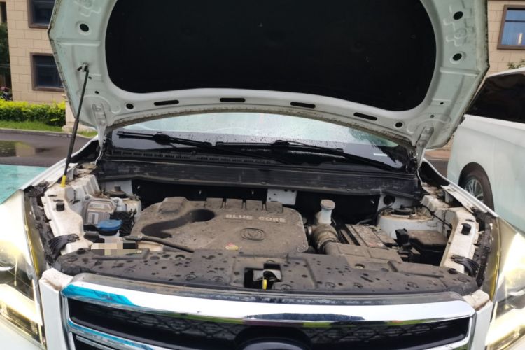Used CHANGAN CS35 2017 1.6L Automatic Luxury Model Engine Bay