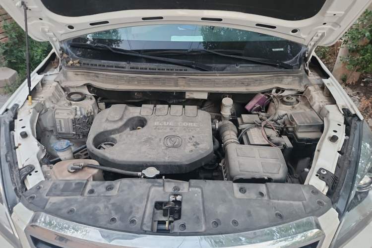 Used CHANGAN CS35 2017 1.6L Automatic Luxury Model Engine Bay