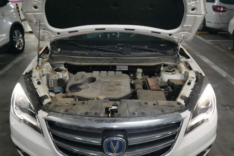 Used CHANGAN CS35 2017 1.6L Automatic Luxury Model Engine Bay