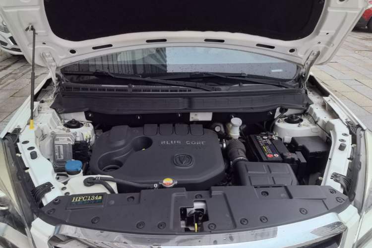 Used CHANGAN CS35 2017 1.6L Automatic Luxury Model Engine Bay