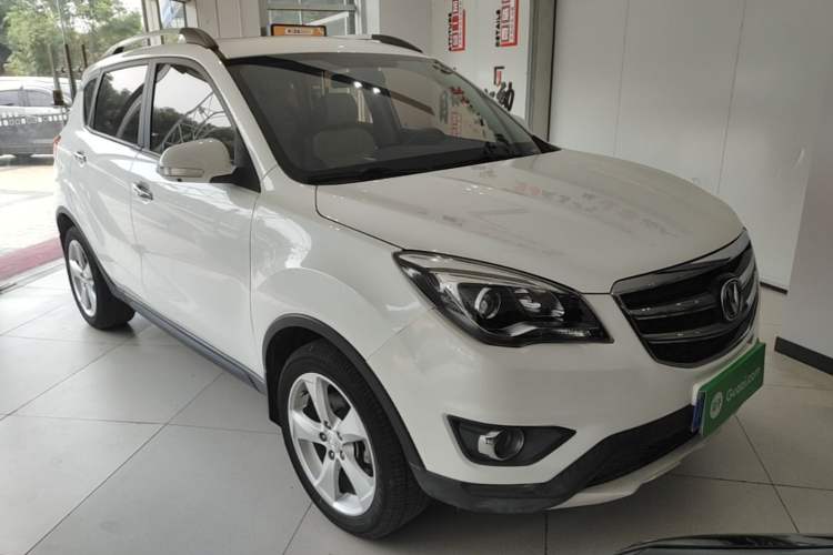 Used CHANGAN CS35 2017 1.6L Manual Luxury Model Exterior 1