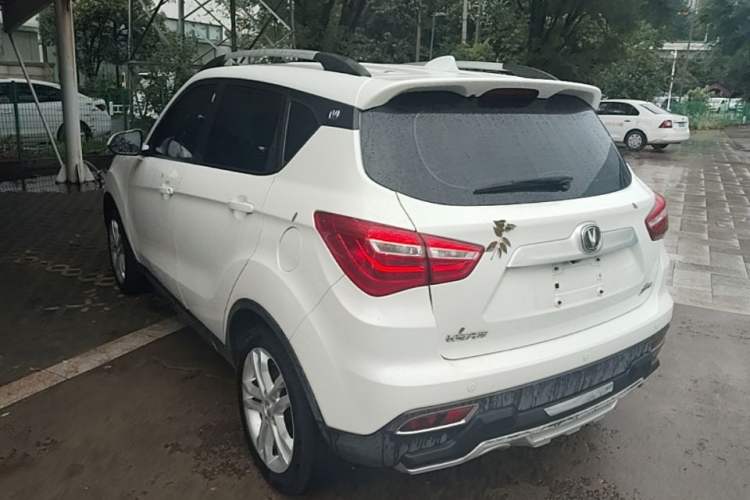 Used CHANGAN CS35 2017 1.6L Manual Luxury Model Exterior 2