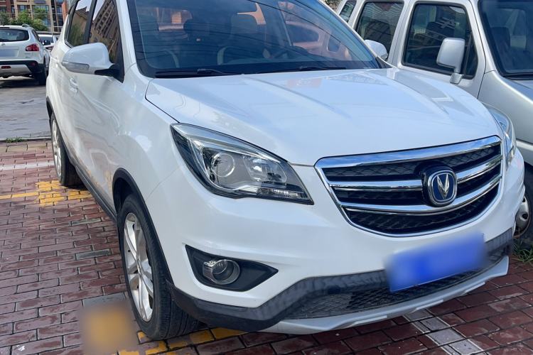 Used CHANGAN CS35 2017 1.6L Manual Luxury Model Exterior 2