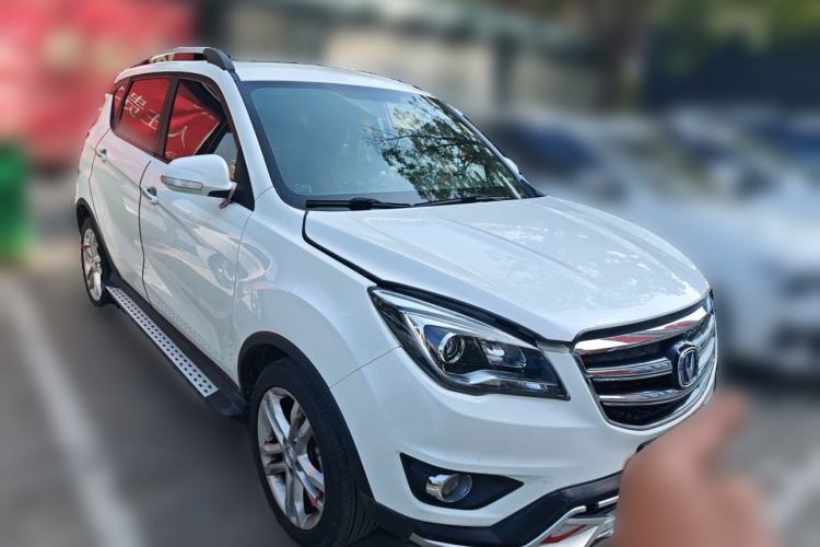 Used CHANGAN CS35 2017 1.6L Manual Luxury Model Exterior 2