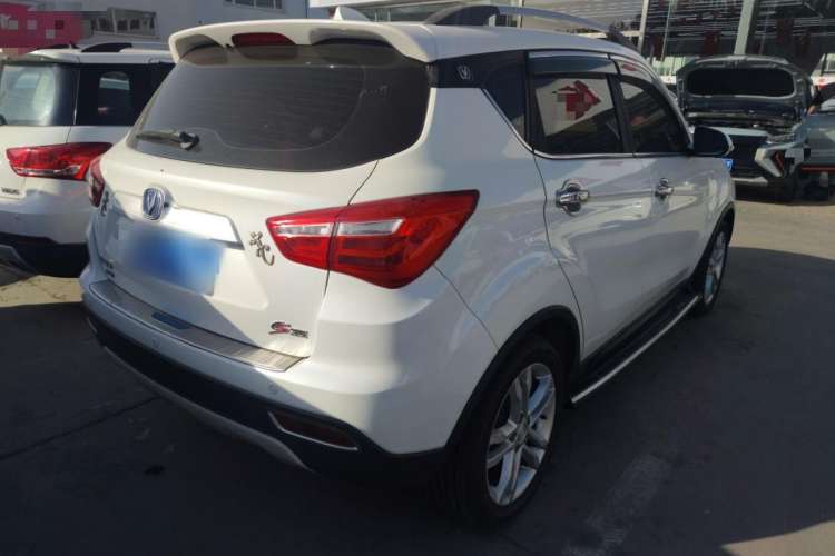 Used CHANGAN CS35 2017 1.6L Automatic Luxury Model Exterior 2