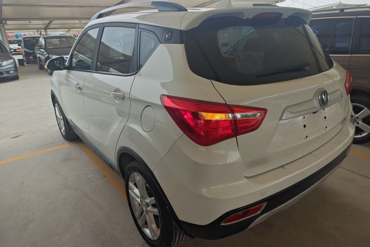 Used CHANGAN CS35 2017 1.6L Manual Luxury Model Exterior 2