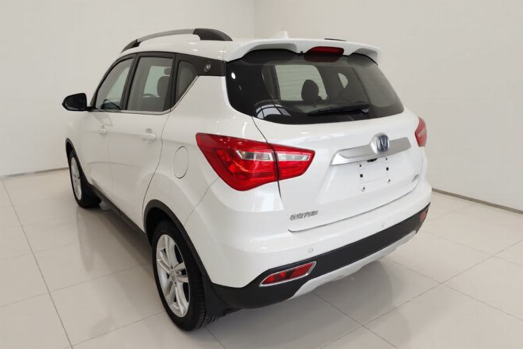 Used CHANGAN CS35 2017 1.6L Automatic Luxury Model Exterior 2