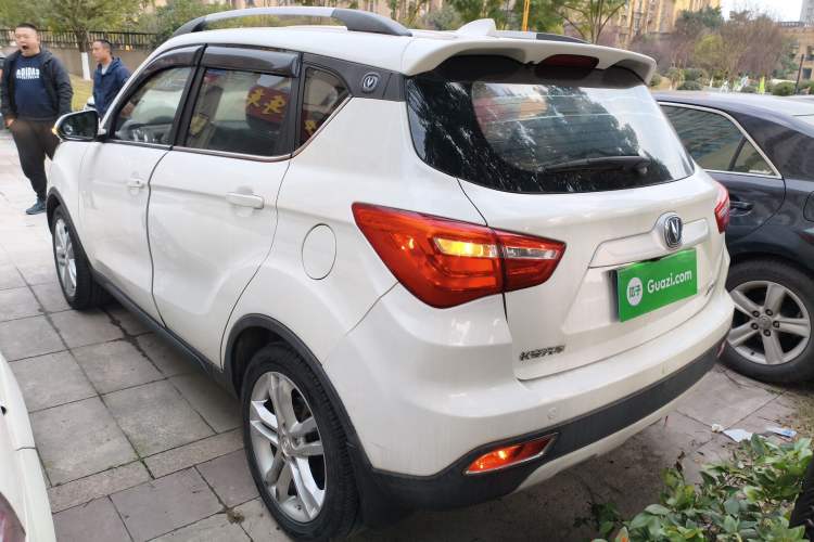 Used CHANGAN CS35 2017 1.6L Automatic Luxury Model Exterior 2